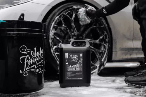 Auto Finesse Imperial - savmentes felnitisztító koncentrátum
